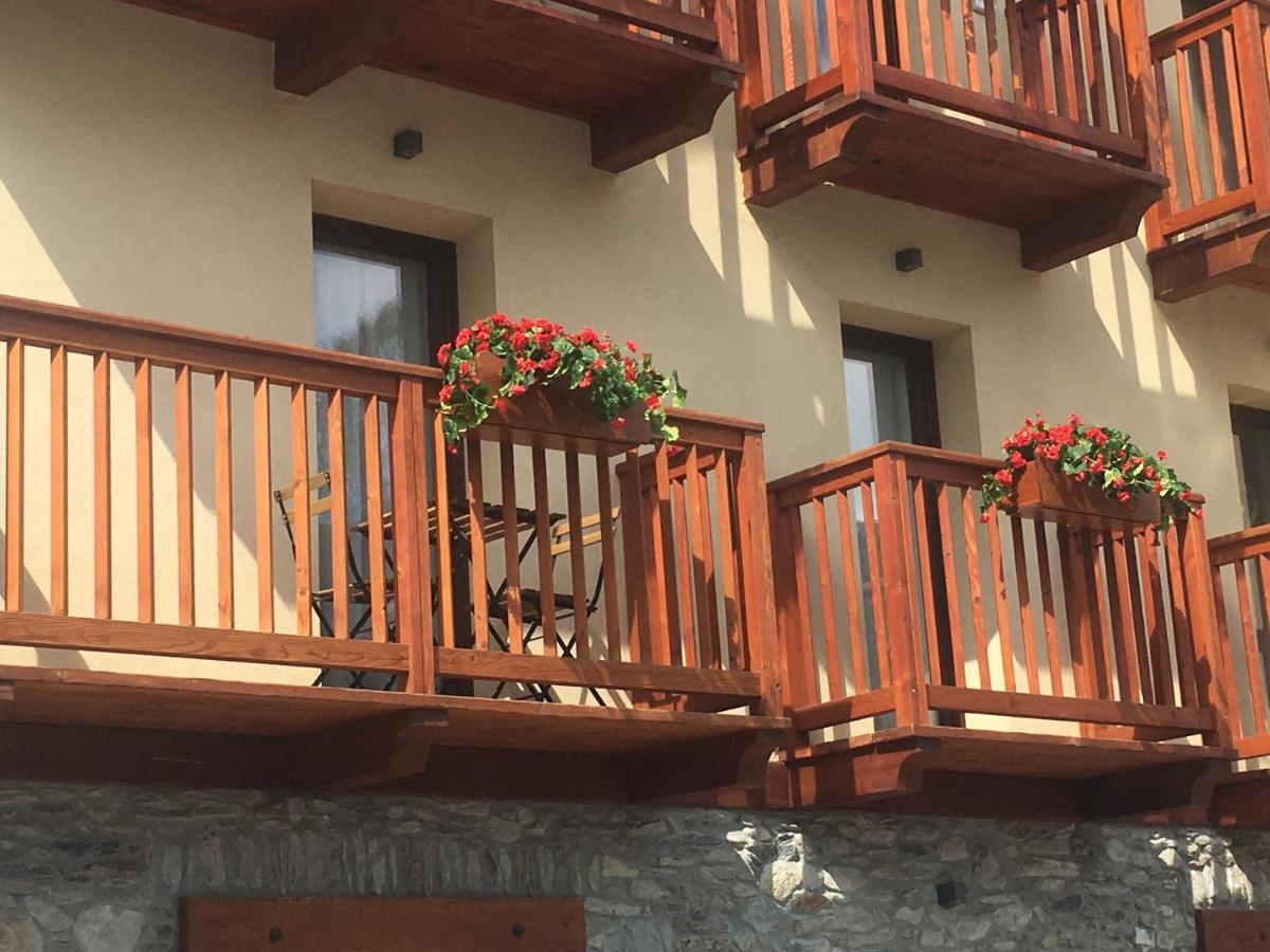 Appartamenti Genevris Sauze D'Oulx Bagian luar foto